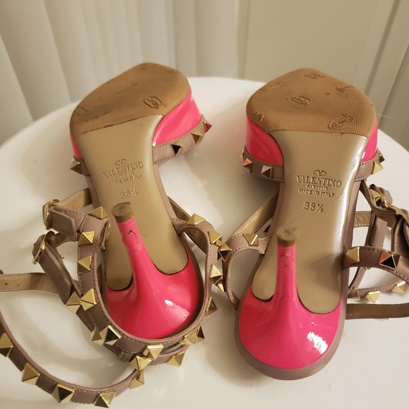 Valentino Rockstud Kitten Heels in Fushia - Picture 5 of 10